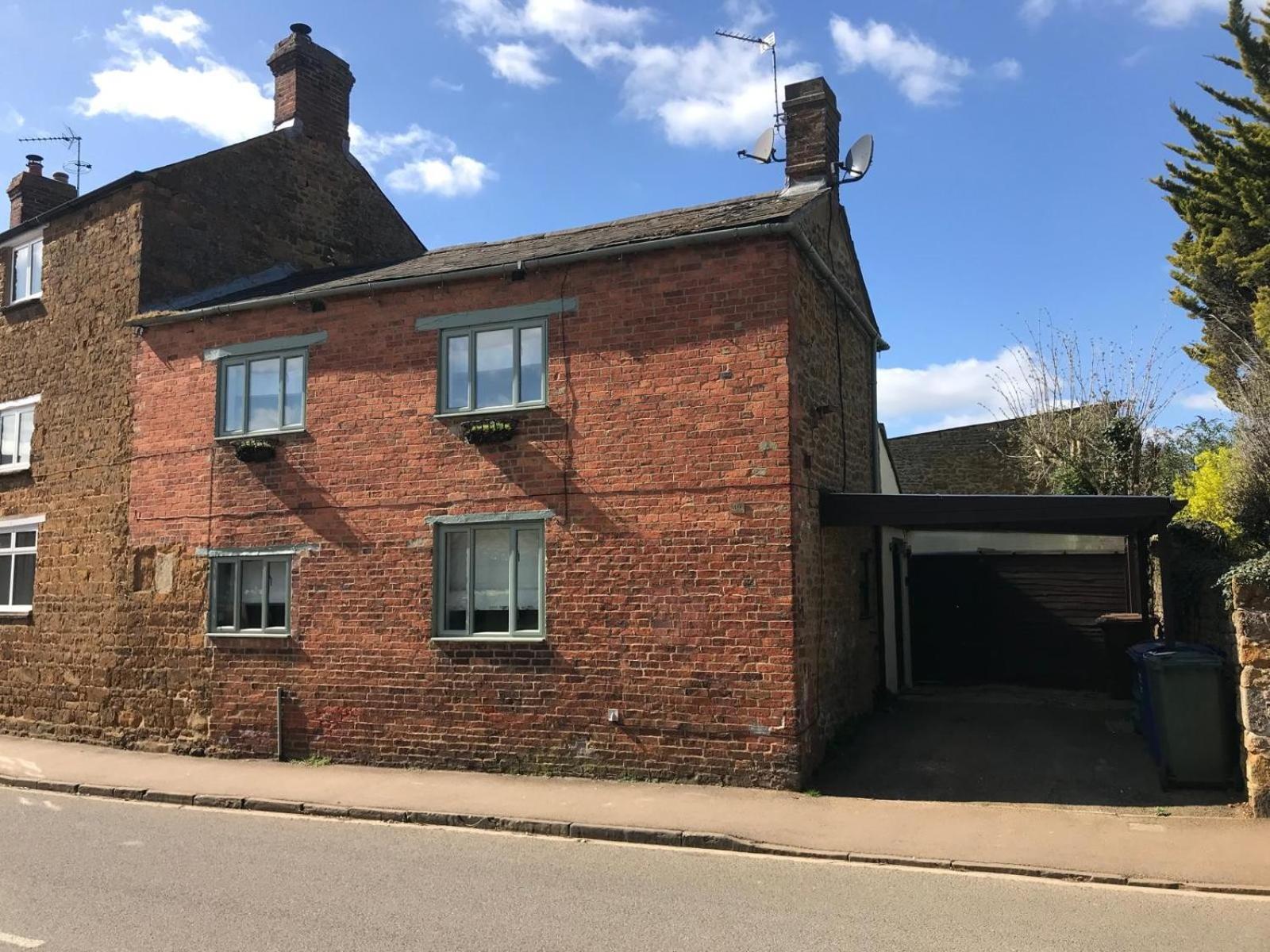 Malvern House Banbury Exterior photo
